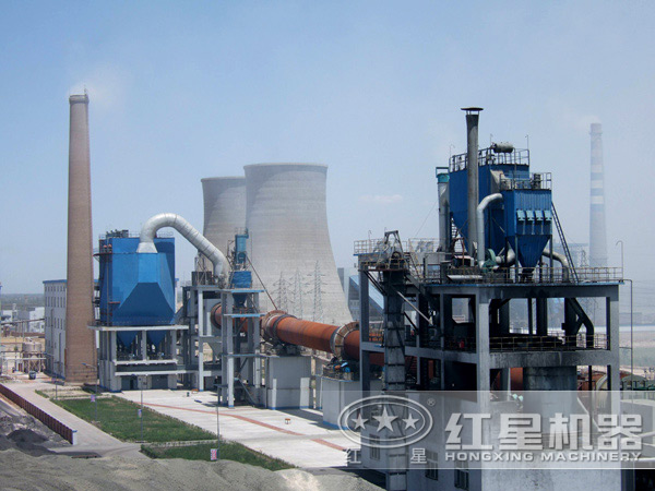 山東白灰回轉(zhuǎn)窯工作現(xiàn)場(chǎng) 山東白灰回轉(zhuǎn)窯工作現(xiàn)場(chǎng)