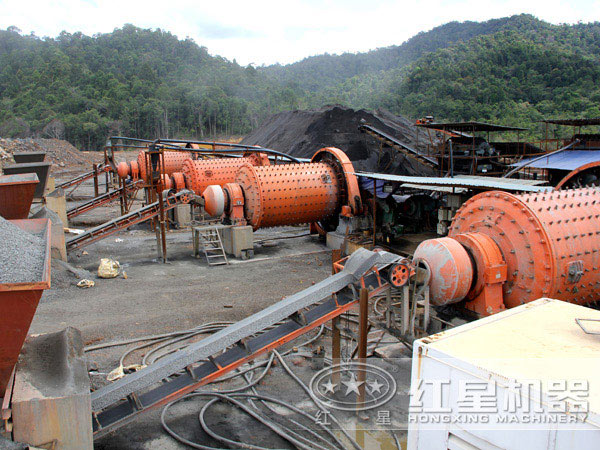 鉛鋅礦選礦生產線現場 鉛鋅礦選礦生產線現場