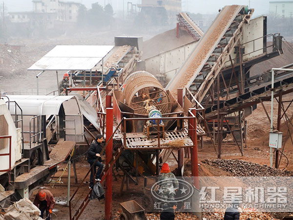 湖南某建筑垃圾破碎現場 湖南某建筑垃圾破碎現場