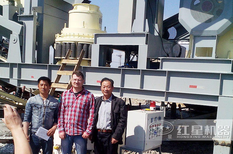 專業人士為用戶提供價格咨詢指導 專業人士為用戶提供價格咨詢指導