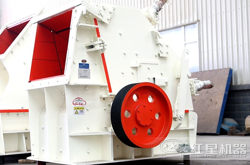 反擊式破碎機,適用于中低硬度物料,粒型好 反擊式破碎機,適用于中低硬度物料,粒型好