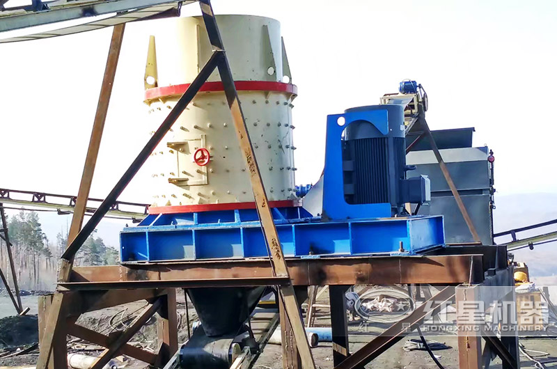 河北時產(chǎn)100噸的立式復(fù)合破碎機安裝現(xiàn)場一 河北時產(chǎn)100噸的立式復(fù)合破碎機安裝現(xiàn)場一