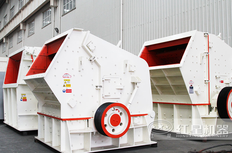普通版反擊式制砂機 普通版反擊式制砂機