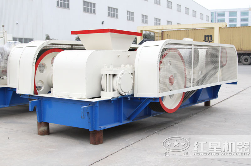 對輥式破碎機(jī)適用于小型產(chǎn)量用戶,價格便宜 對輥式破碎機(jī)適用于小型產(chǎn)量用戶,價格便宜