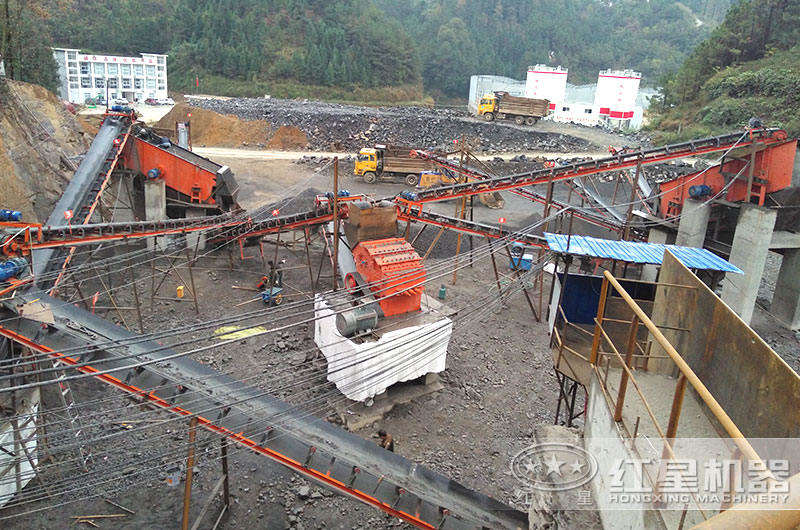 細(xì)碎機(jī)工作現(xiàn)場(chǎng)圖片 細(xì)碎機(jī)工作現(xiàn)場(chǎng)圖片