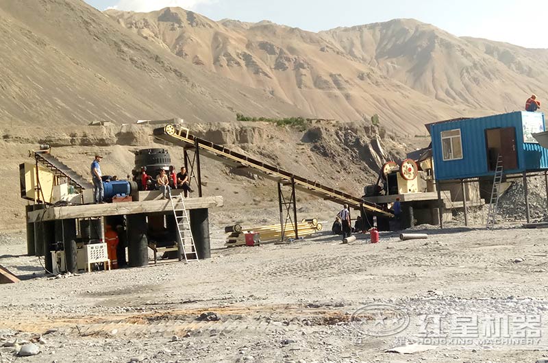 小型圓錐碎石機生產(chǎn)現(xiàn)場圖 小型圓錐碎石機生產(chǎn)現(xiàn)場圖