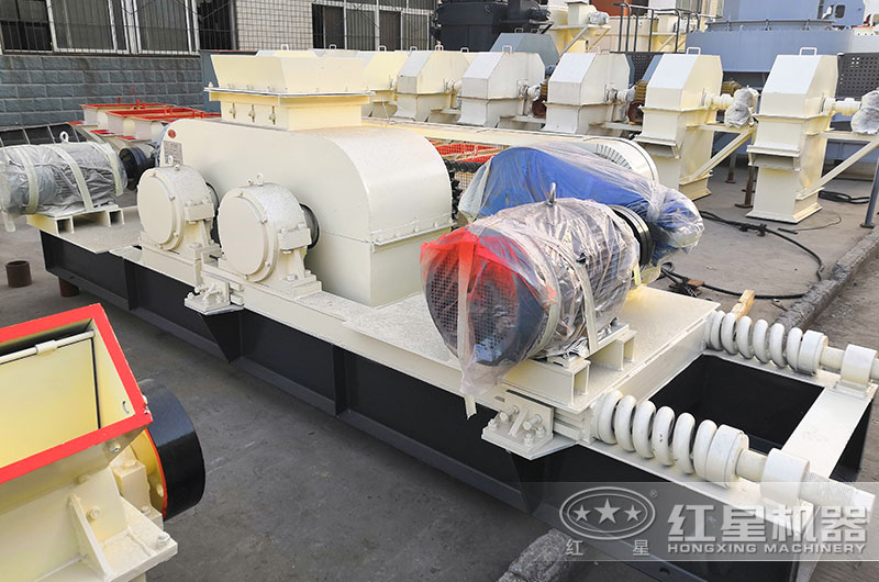 狼牙破碎機(jī)設(shè)備圖片 狼牙破碎機(jī)設(shè)備圖片