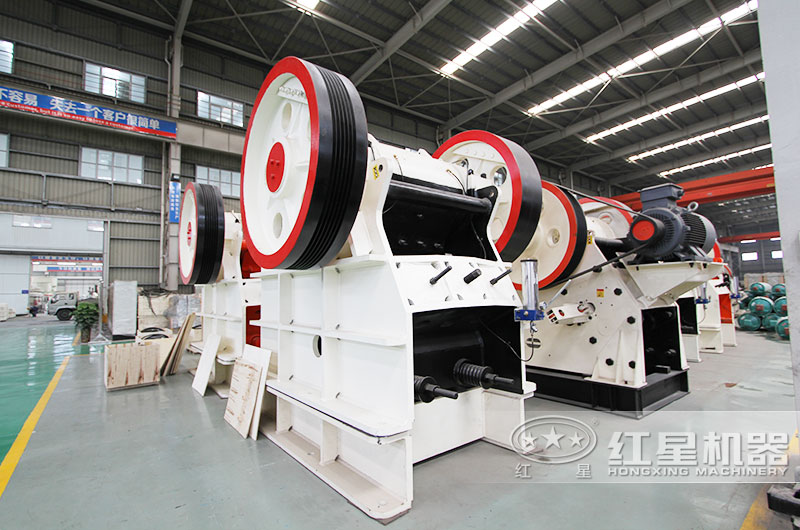 鄂式破碎機(jī) 鄂式破碎機(jī)