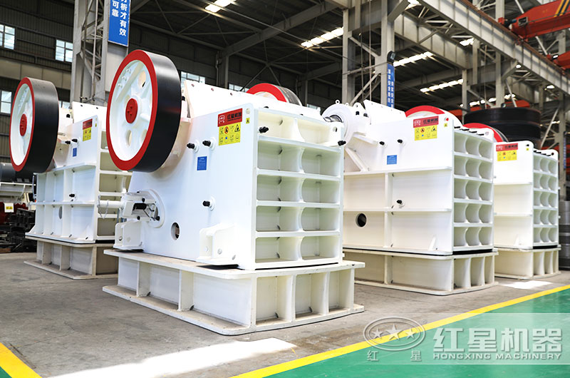 顎式破碎機(jī)實(shí)拍圖 顎式破碎機(jī)實(shí)拍圖