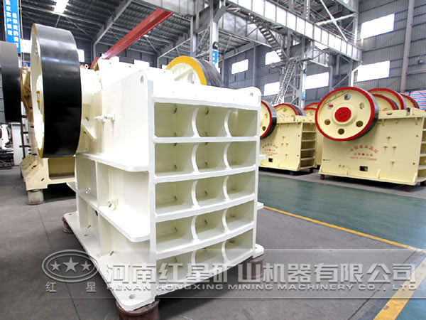 顎式破碎機(jī) 顎式破碎機(jī)