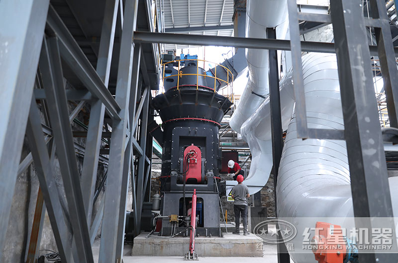 立磨機制粉加工客戶現(xiàn)場 立磨機制粉加工客戶現(xiàn)場