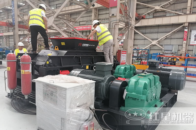 客戶來廠考察瓜米石制砂機設備 客戶來廠考察瓜米石制砂機設備