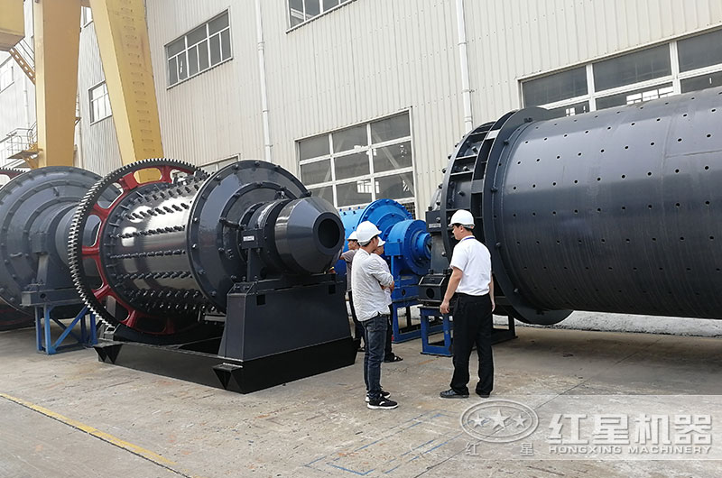 客戶來廠考察球磨機設備 客戶來廠考察球磨機設備