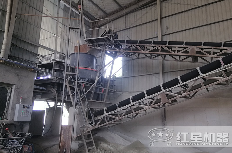 青石破碎加工客戶現(xiàn)場(chǎng) 青石破碎加工客戶現(xiàn)場(chǎng)